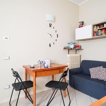 River Apartment - Affitti Brevi Italia Леко Екстериор снимка