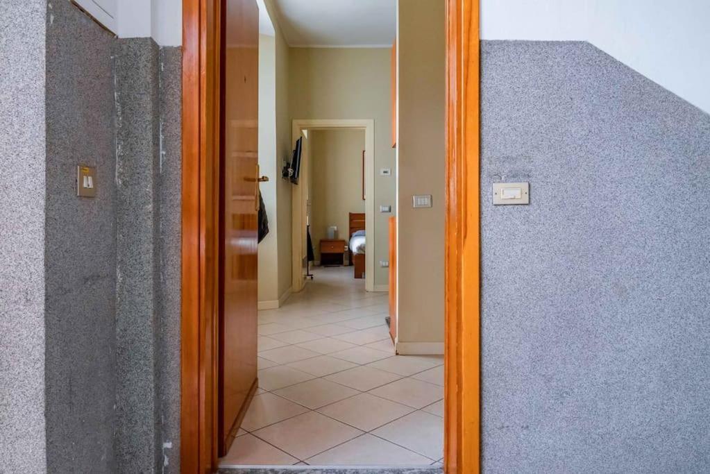 River Apartment - Affitti Brevi Italia Леко Екстериор снимка