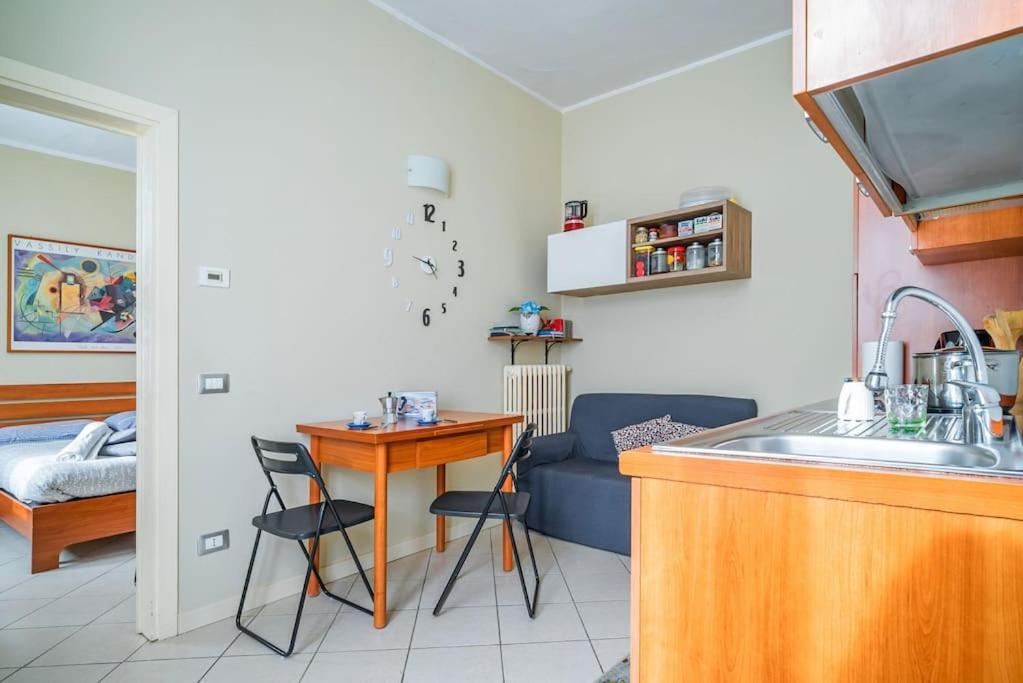River Apartment - Affitti Brevi Italia Леко Екстериор снимка