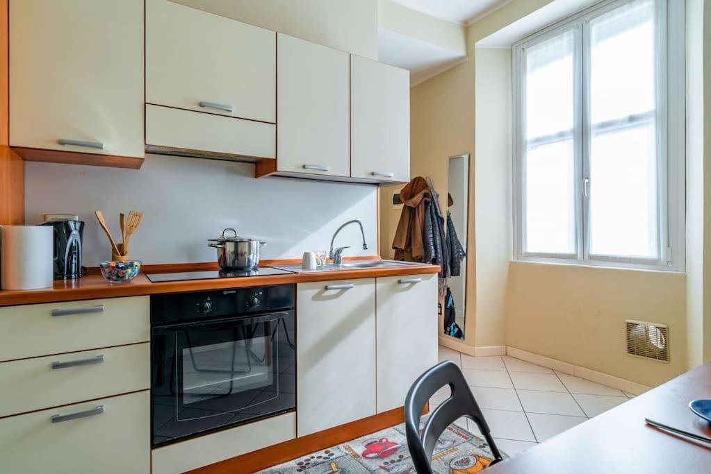 River Apartment - Affitti Brevi Italia Леко Екстериор снимка