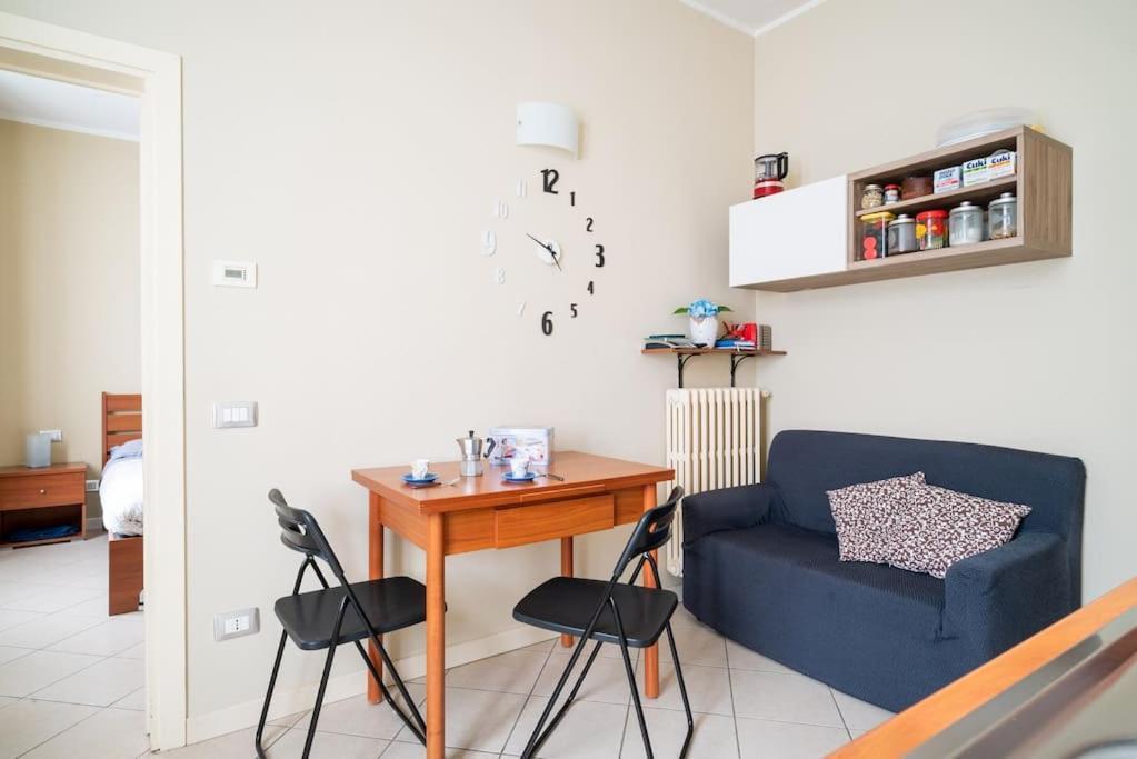 River Apartment - Affitti Brevi Italia Леко Екстериор снимка